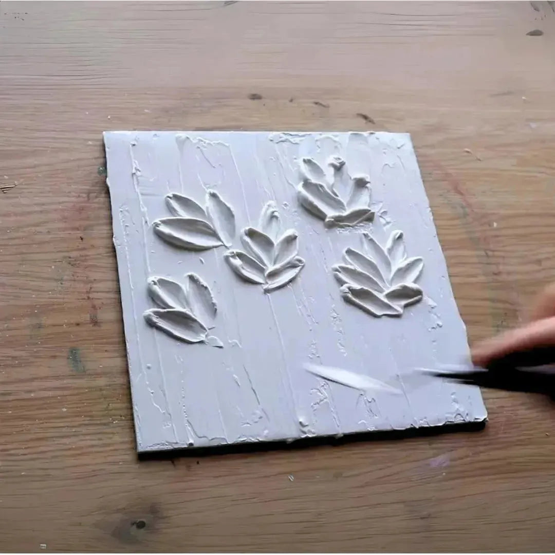 5 Pcs Plastic Palette Knife Set For Making Flowers On Cake & 3D Plaster Of Paris Texture Paste Flowers - thebakingtools.com
