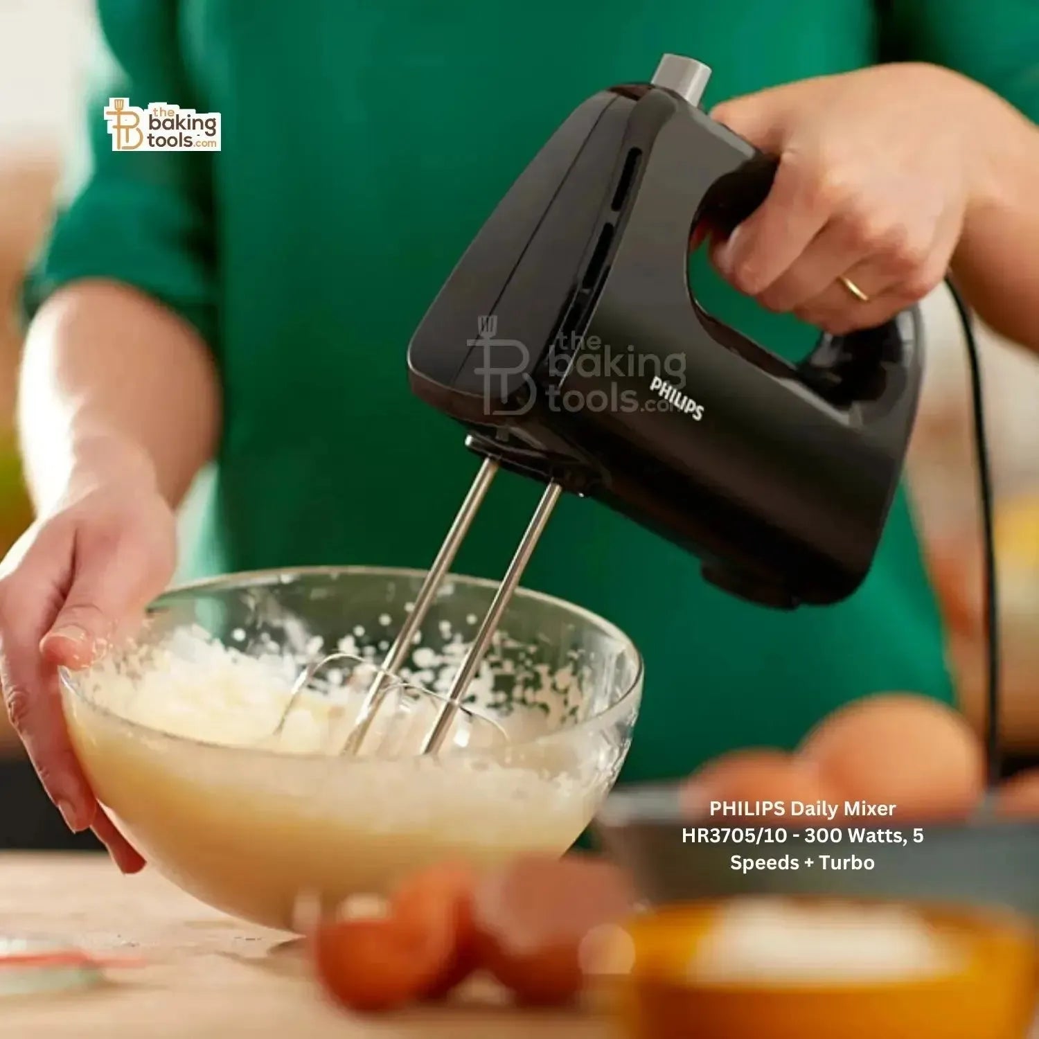 PHILIPS Daily Hand Mixer HR3705/10 - 300 Watts, 5 Speeds + Turbo - thebakingtools.com