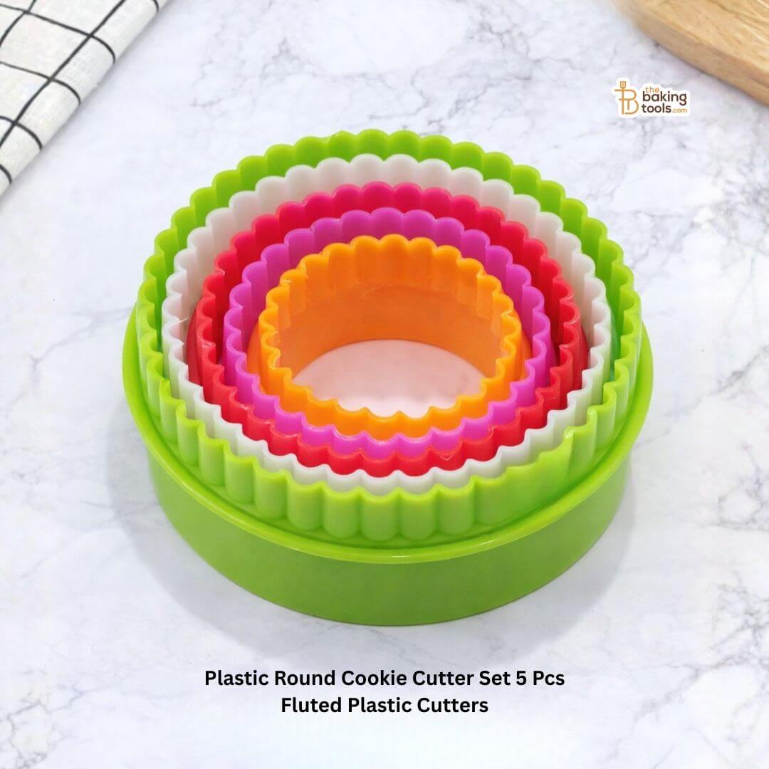 Plastic Round Fluted Cookie Cutter Set – 5 Pieces