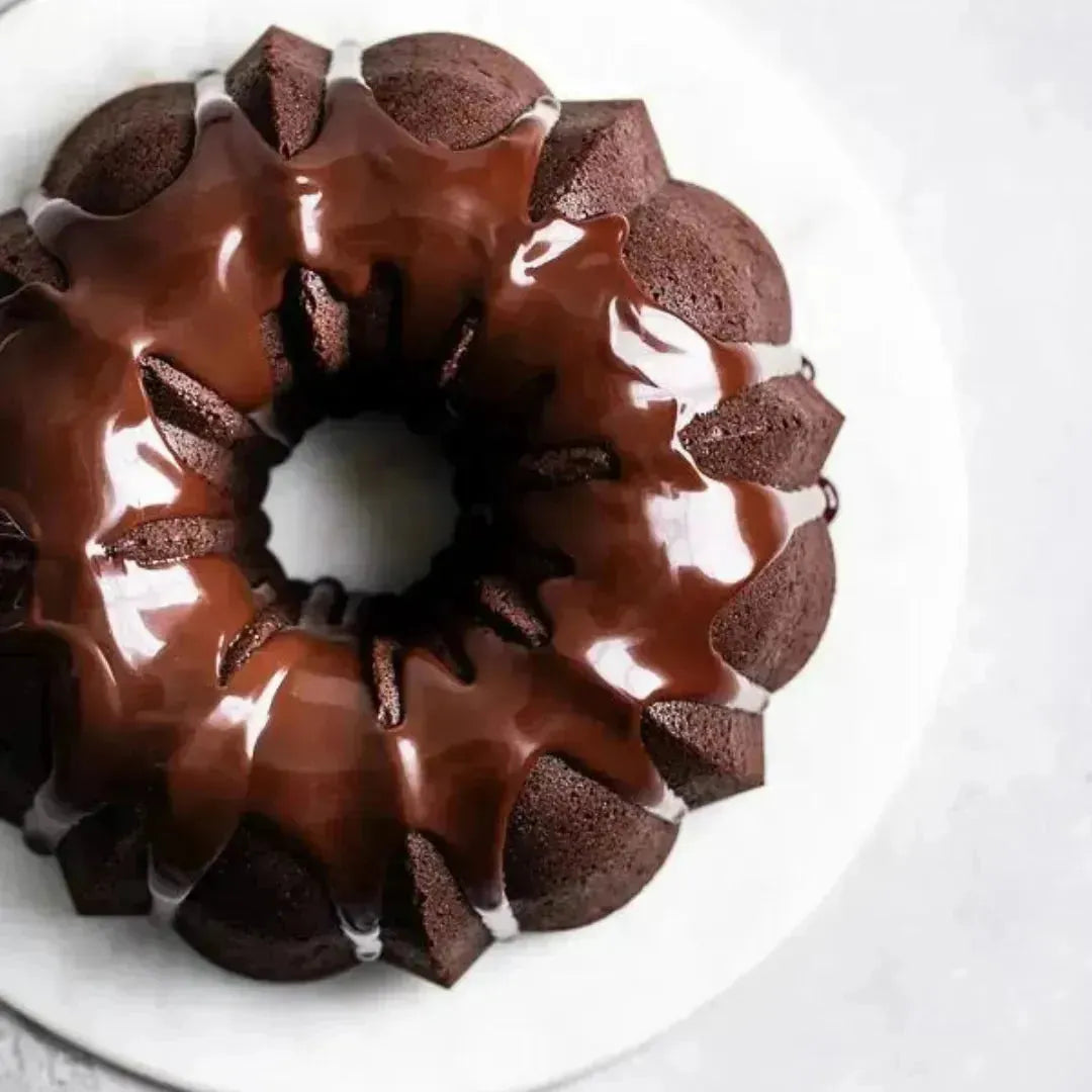 9 inch Bundt Cake Mould | Christmas Cake Mould | Spring Form Cake Mould - thebakingtools.com