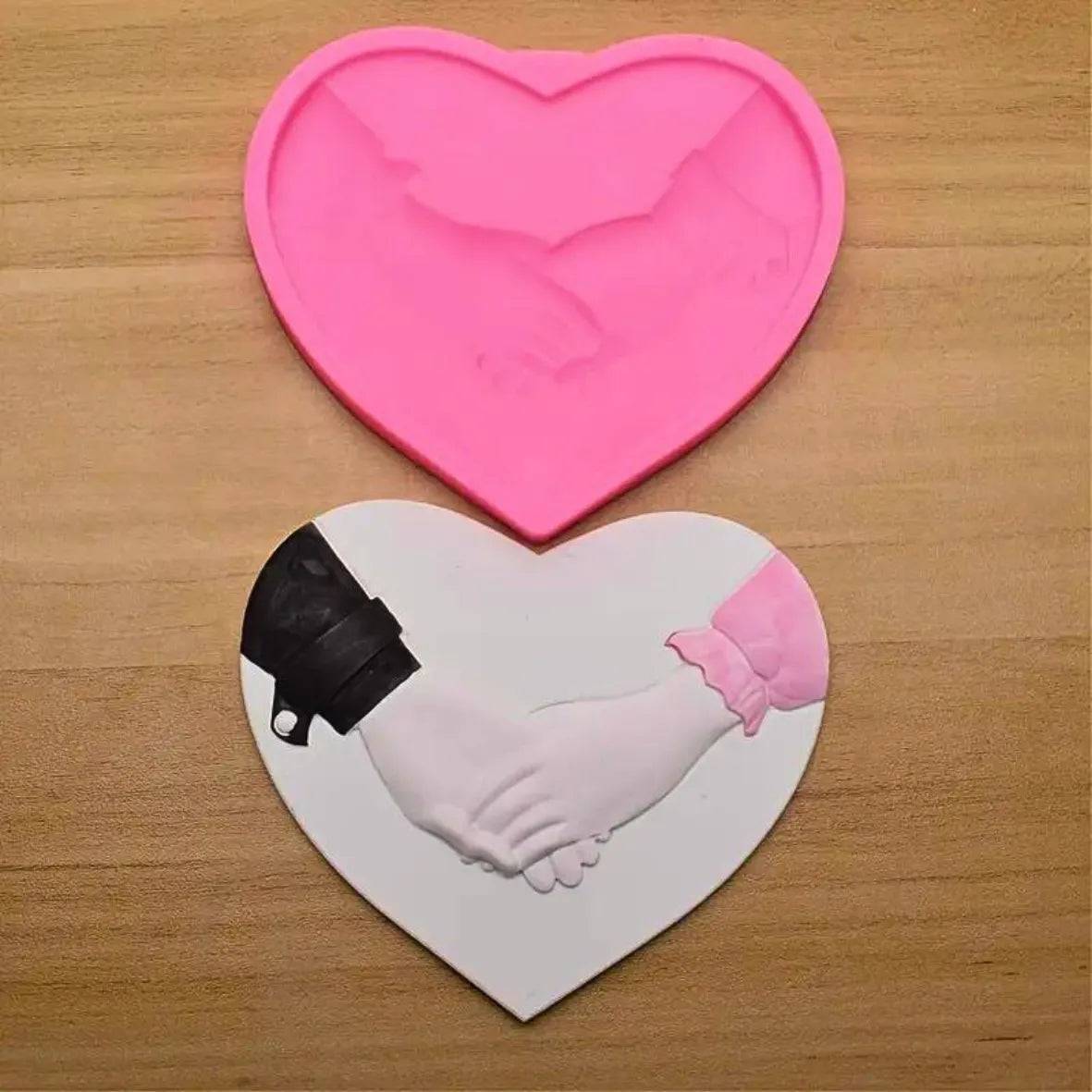 Couple Hand In Hand Heart Shape Silicone Fondant Gum Paste Mould - thebakingtools.com