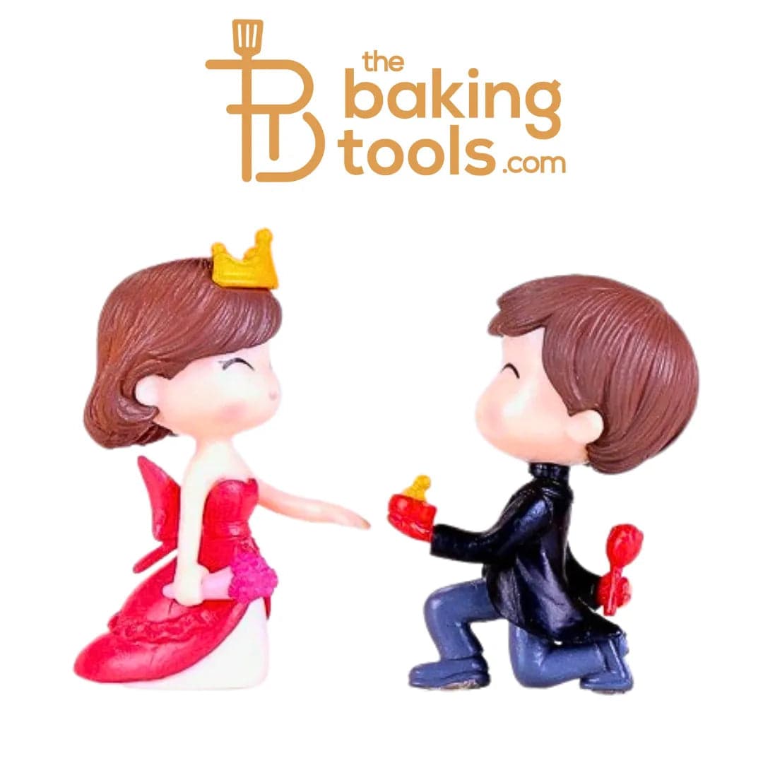 Miniature Couple Cake Topper -004 - thebakingtools.com