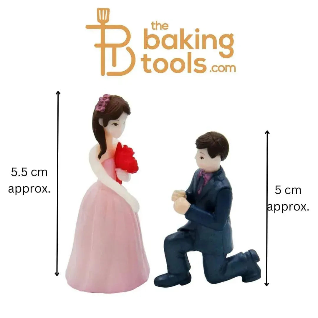 Miniature Couple Cake Topper -006 - thebakingtools.com