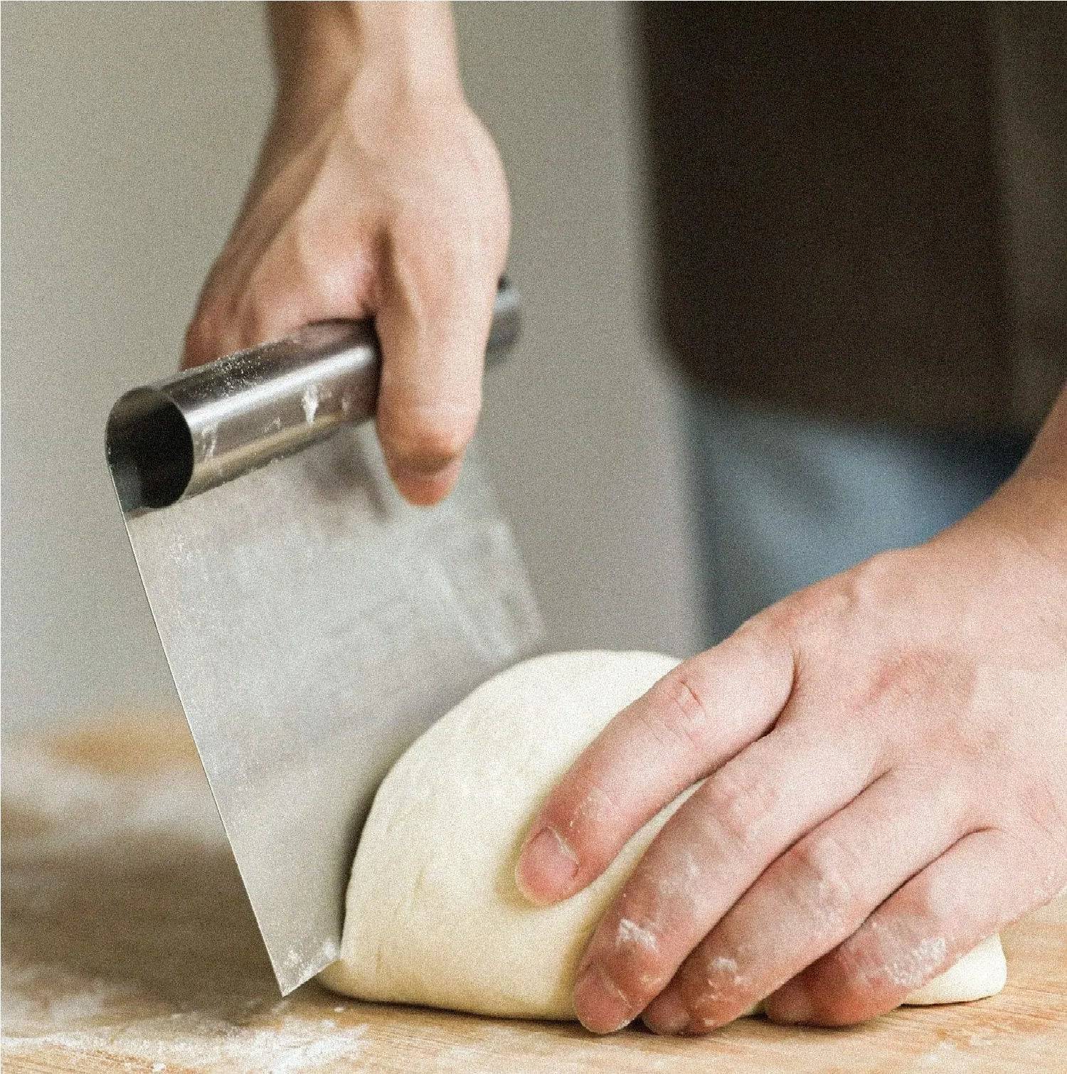 Stainless Steel Kitchen Food Scraper Icing Smoother Blade with Measuring Scale for Dough, Cake, Pizza - thebakingtools.com